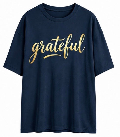Women's Oversized Short Sleeve T-Shirt With Gold Foil "Grateful" Cursive Letter Print, Crew Neck, Casual Loose Fit Graphic Tee, Daily Streetwear Top