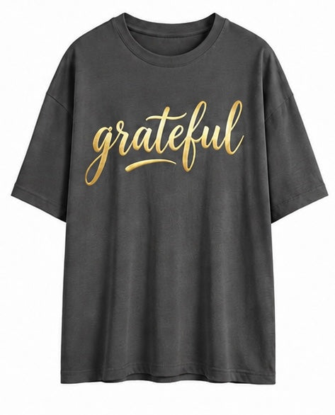 Women's Oversized Short Sleeve T-Shirt With Gold Foil "Grateful" Cursive Letter Print, Crew Neck, Casual Loose Fit Graphic Tee, Daily Streetwear Top