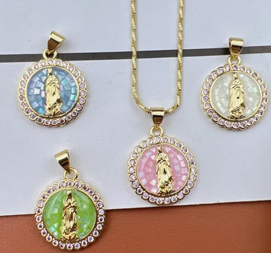 Stylish Neckles and Pendant